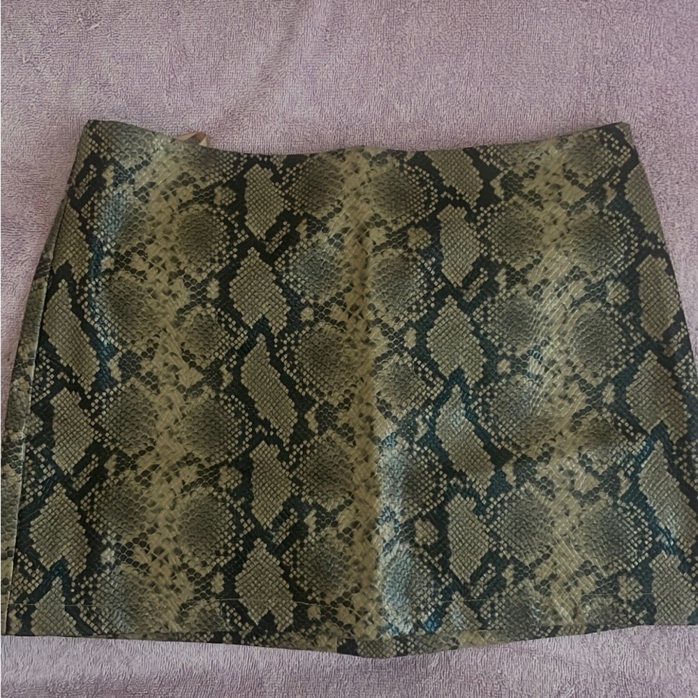 Windsor Green and Black Mini Pencil Skirt